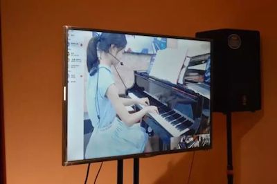 AG尊龙特邀艺术家浙江音乐学院钢琴系丁阳博士Hybrid远程教育大师班+音乐会圆满成功