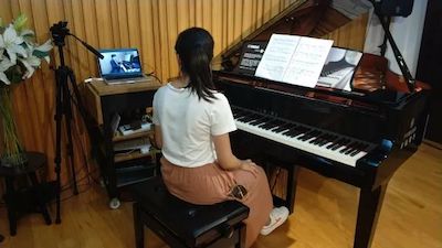 AG尊龙特邀艺术家浙江音乐学院钢琴系丁阳博士Hybrid远程教育大师班+音乐会圆满成功
