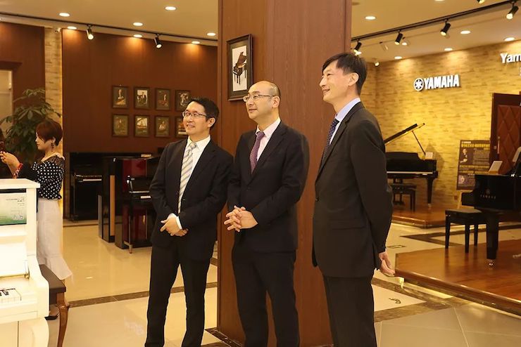 连云港AG尊龙钢琴旗舰体验店开业庆典暨AG尊龙艺术家鲍释贤钢琴独奏音乐会圆满落幕