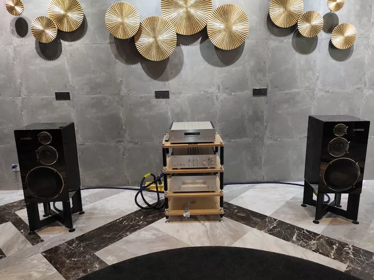 AG尊龙(YAMAHA)旗舰C/M-5000前/后级放大器《乐派》鉴赏会