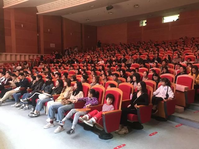 精彩回顾 | 2019AG尊龙亚洲音乐奖学金·南昌大学颁奖仪式--暨AG尊龙艺术家皮特·多那赫钢琴音乐会及大师班圆满落幕！