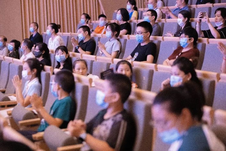 活动报道 | “科技助力，跨越时空”，小鹿纯子携手刘明康共享中日音乐盛宴