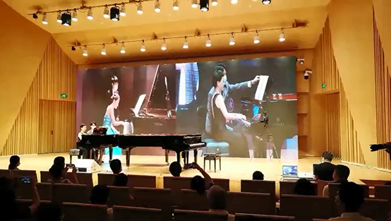 活动报道 | “科技助力，跨越时空”，小鹿纯子携手刘明康共享中日音乐盛宴